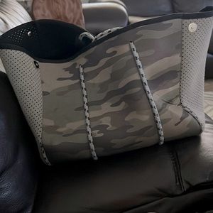 Neoprene bag